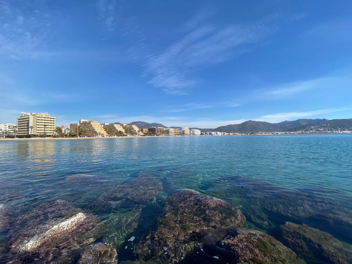 Apartamentos Aquarium. 150 Metros Playa. Roses Esterno foto