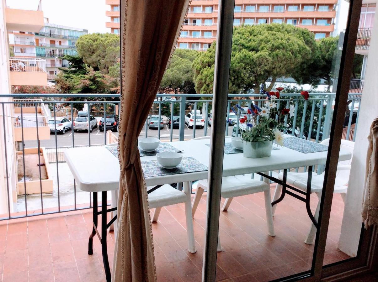 Apartamentos Aquarium. 150 Metros Playa. Roses Esterno foto
